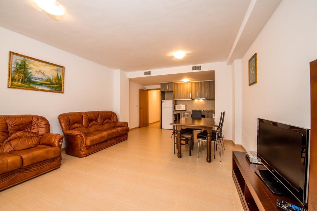 Apartments Slice Of Life Торевиеха Екстериор снимка
