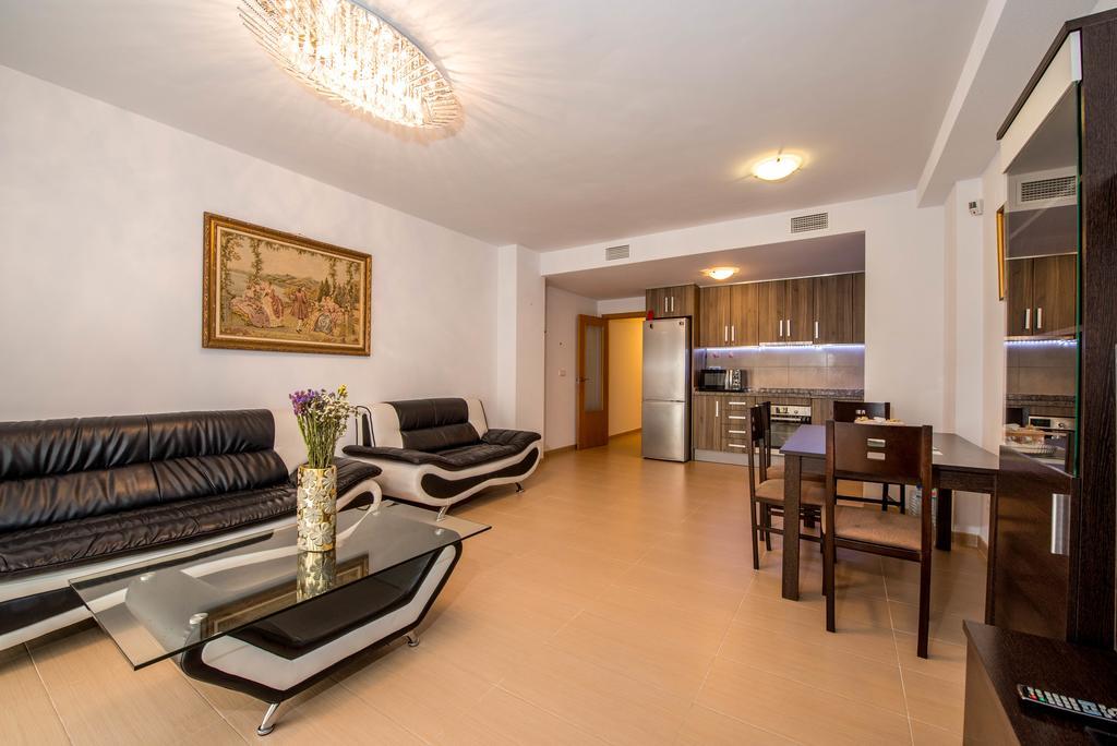 Apartments Slice Of Life Торевиеха Екстериор снимка